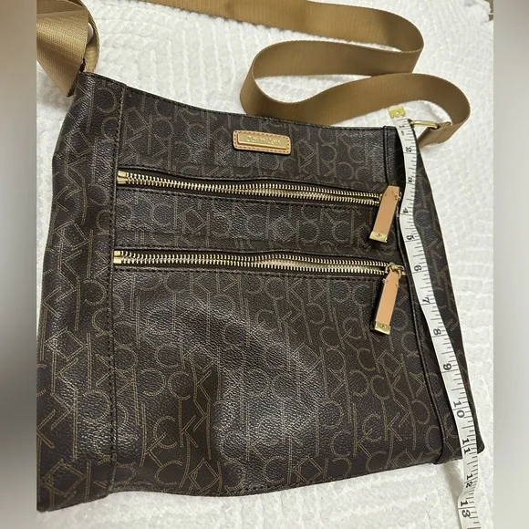 Calvin Klein Brown Logo Crossbody Bag Double Zip Adjustable Strap - Picture 8 of 9